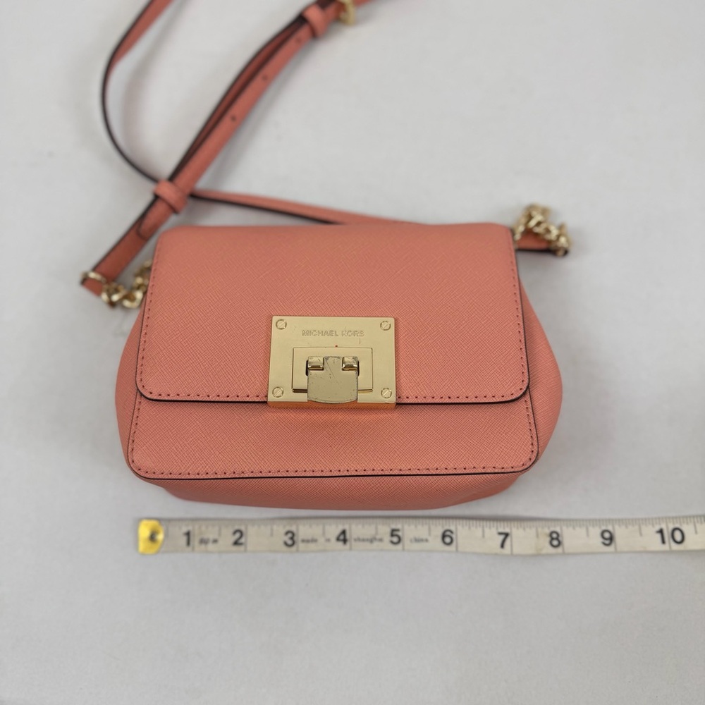 Michael Kors Mercer Extra Small Pebbled Leather Crossbody Bag Pink Gold Chain - Picture 9 of 10